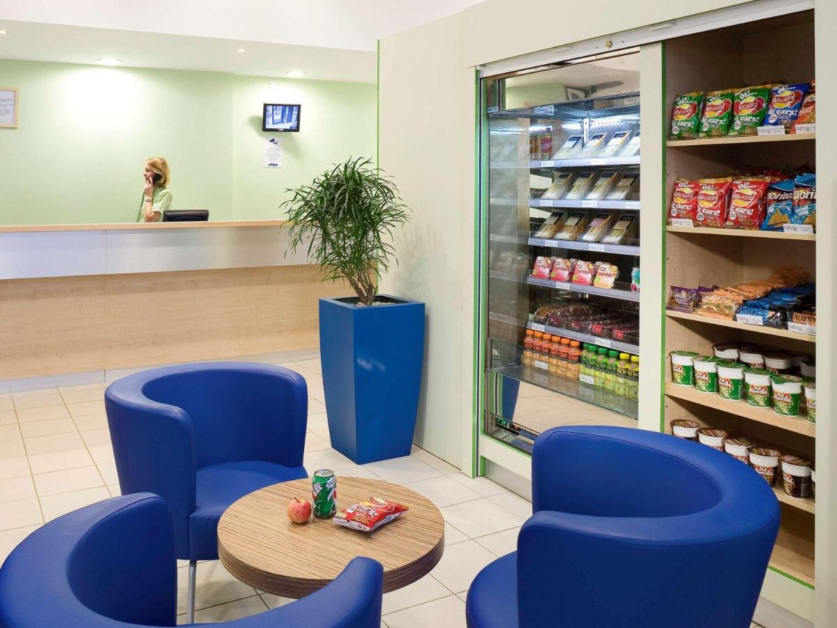 Ibis Budget Montbéliard Exterior foto